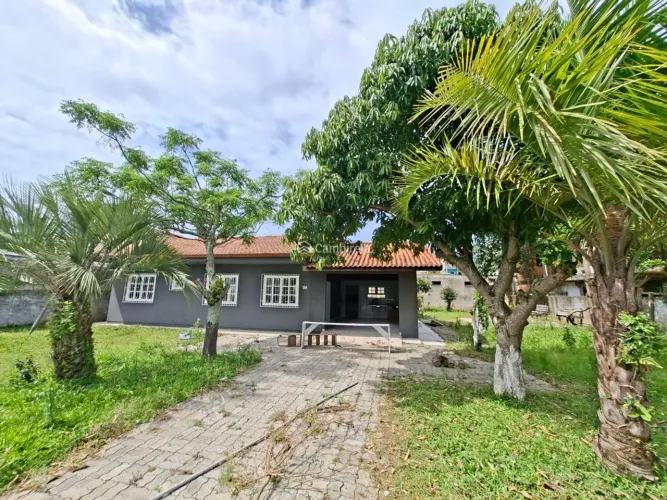 Casa para Alugar nos Ingleses, Florianópolis 2 Dormitórios, Garagem e Churrasqueira