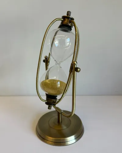 Ampulheta Decorativa em Latão Dourado