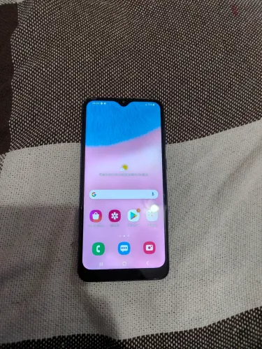 Galaxy A30s-64 gigas de memória -4 GB de ram