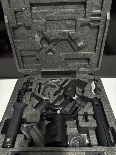 VENDO 1050 reais DJI Ronin SC - Estabilizador Gimbal 3 Eixos