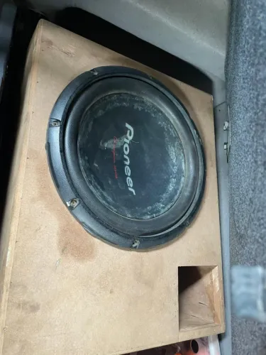 Auto falante pionner cara preta 