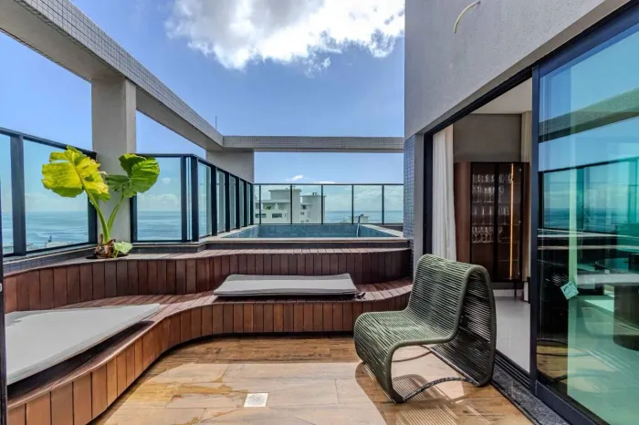 Cobertura Duplex Mobiliada na Praia Brava em Itajaí/SC