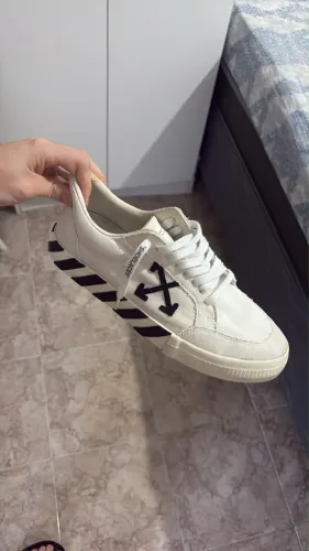tênis off white vulcanized