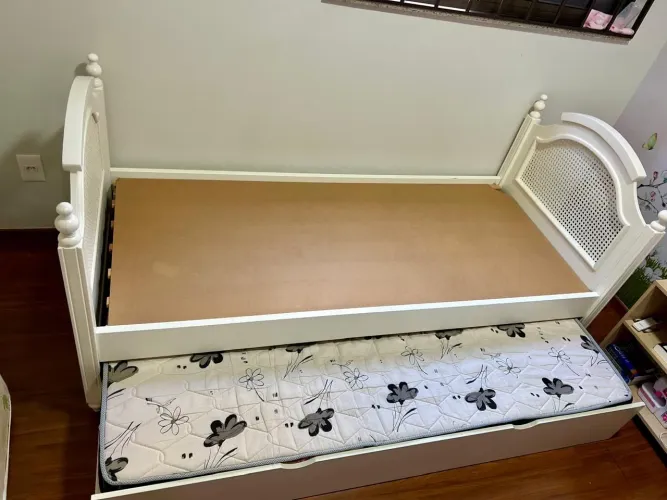 Vendo cama novinha