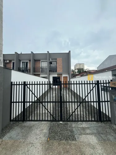 4,5m de Largura e Duas Suítes