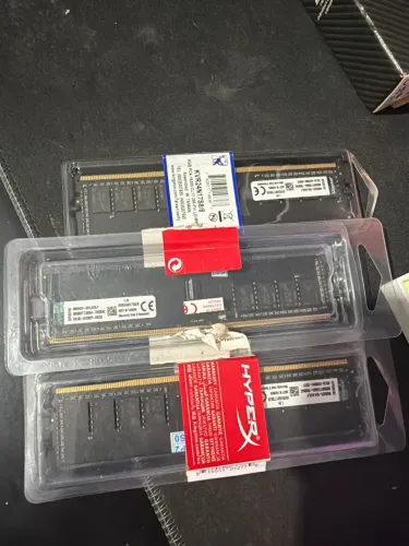Kit 3 Memória RAM DDR4 8Gb