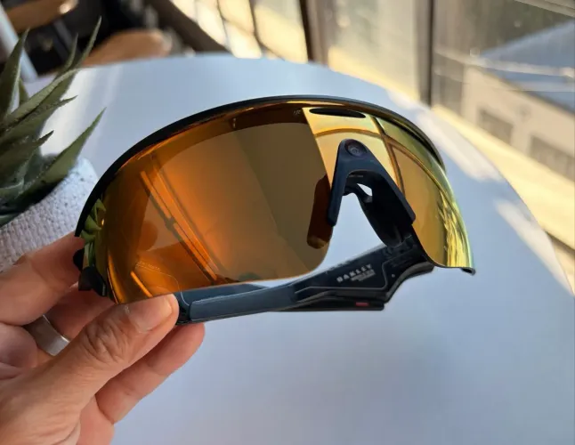 Óculos Meta Oakley Vanguard