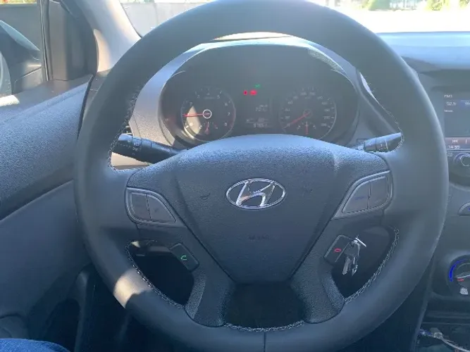 Hyundai HB20S C.plus/c.style1.0 Flex 12V Mec. 4P 2019