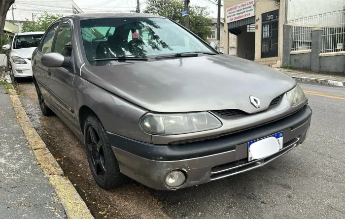 Renault Laguna RXE 2.0s 8v/16v 2001