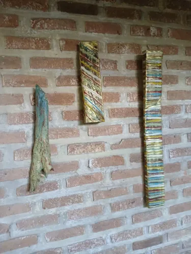 Decoração original e artesanal de Parede para áreas de piscina, churrasqueira, jardim.