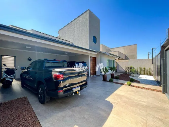 Casa com 3 quartos à venda, 230 m² por R$ 2.300.000 - Parque Residencial Alcântara - Londr