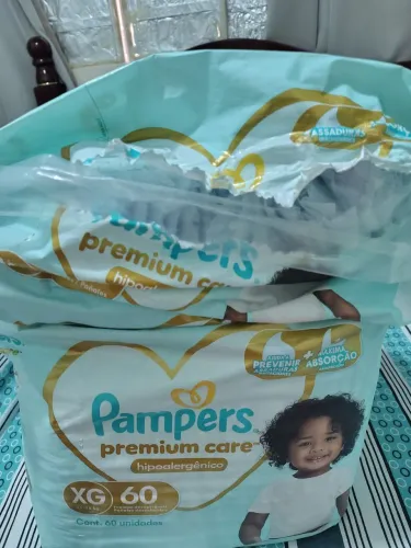 Fralda Pampers Premium Care XG (60 + meio pacote)