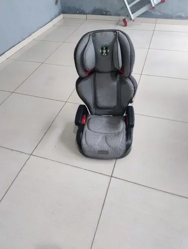 Cadeirinha de carro pra criança de até 7 anos