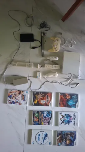 Nintendo Wii - com jogos
