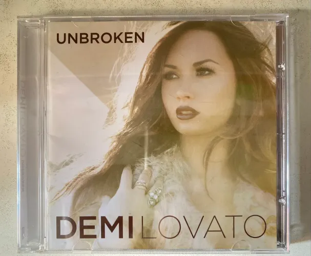 CD Demi Lovato Unbroken
