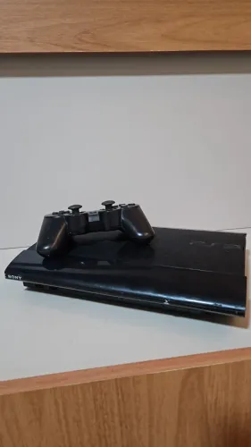 Playstation 3, PS3, Desbloqueado, 4 jogos originais, um controle, HD 250gb