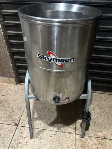 Fritadeira Industrial 5000w água E óleo Fc Skymsen água E óleo 24 Litros Fc 220V