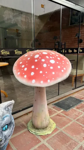 2 unidades - Cogumelos decorativos gigante em fibra/resina 