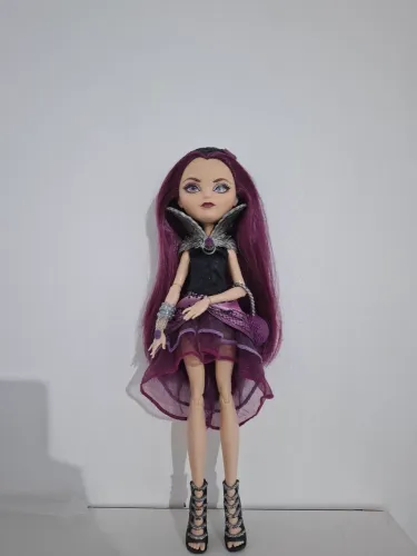 Boneca ever after 