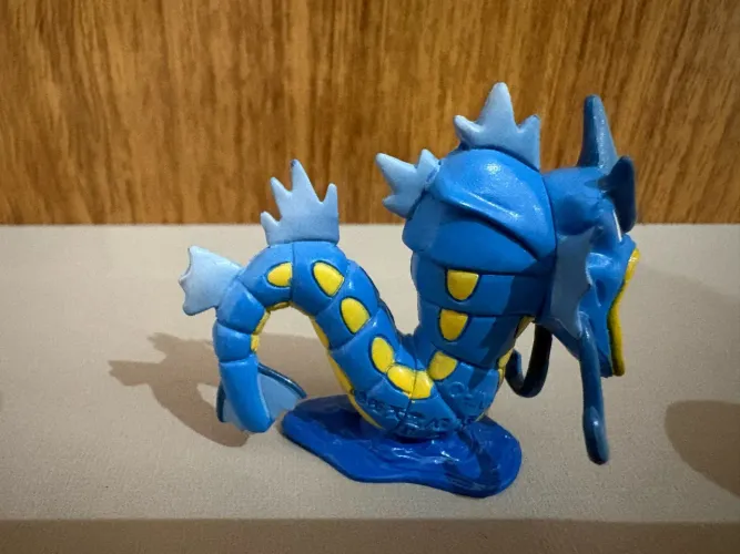 Gyarados pokemon tomy original anos 90
