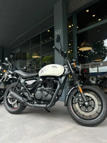 ROYAL ENFIELD HUNTER 350 DAPPER WHITE 2026
