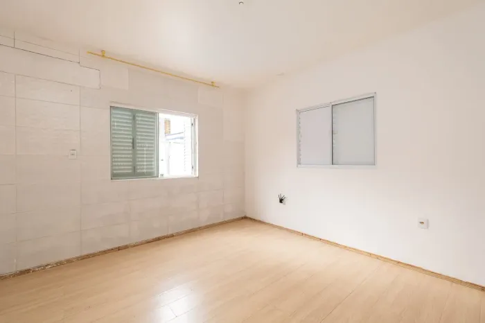 Casa à venda no Laranjal: 100 m², 1 suíte, 2 banheiros, cozinha planejada, closet, sacada,