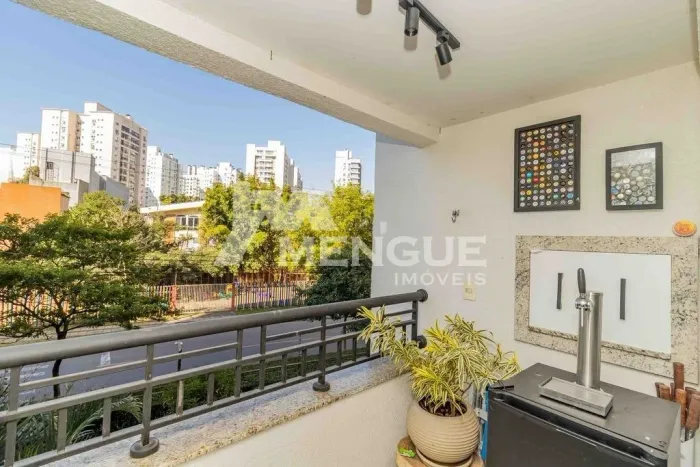 Excelente Apartamento 2 dormitórios sendo 1 Suíte e a 1 vaga de garagem coberta, à venda n