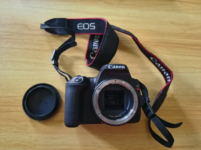 CÂMERA CANON EOS REBELS SL3