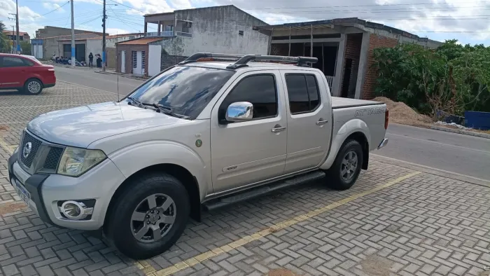 Nissan Frontier SV Attack CD 4X2 2.5 TB Diesel 2013