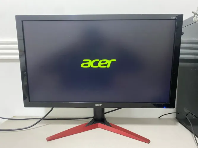 Monitor Gamer Acer KG241Q 23,6 Full HD 144Hz - Ótimo Estado