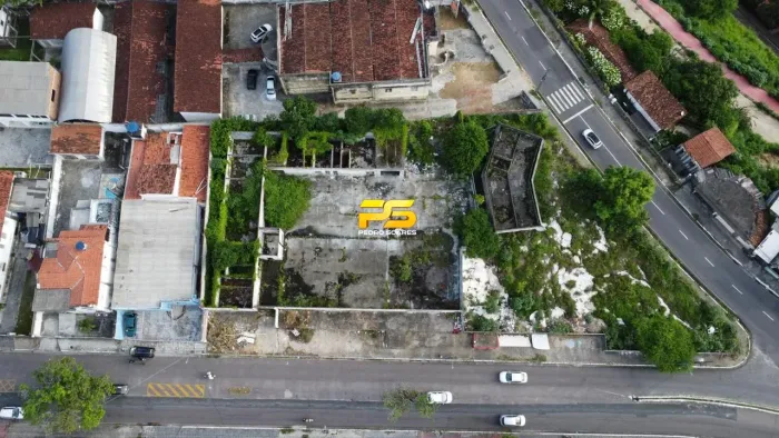 Terreno à venda em Jaguaribe 3.500 m² REF: TE0035