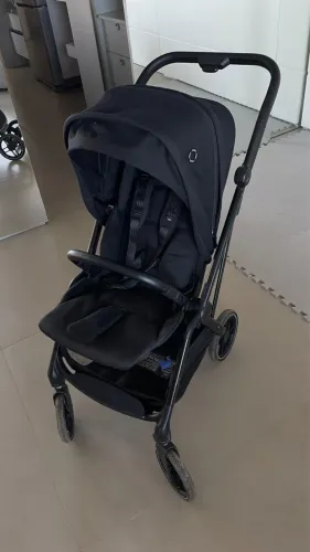 Carrinho Maxi Cosi Leona