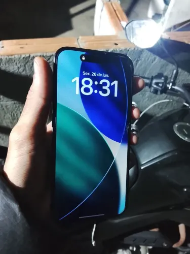 iPhone 15 pro sem detalhe 