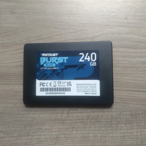 SSD Patriot Burst 240 GB COM DEFEITO