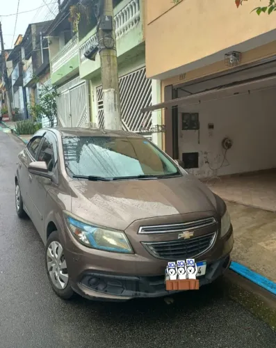 Chevrolet Onix Hatch LT 1.4 8V Flex Power Mec. 4P 2013
