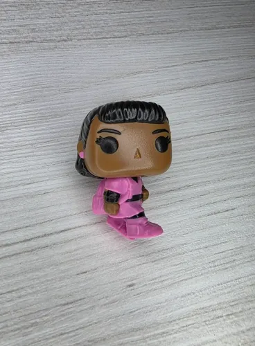 Miniatura Stranger Things Kinder Joy Funko - Erica - Coleção Europa