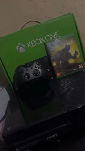 Xbox One Completo na Caixa + Controle Original + Dark Souls III - Impecável