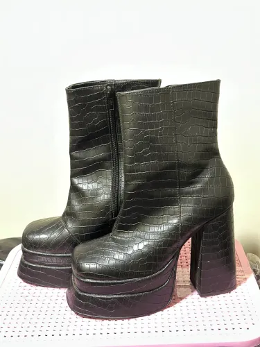 Bota Croco Not Me Shoes