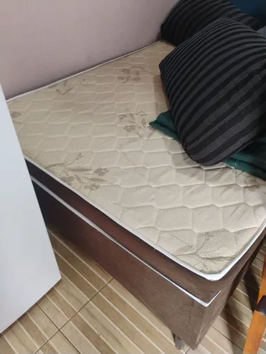 Cama box e cabeceira