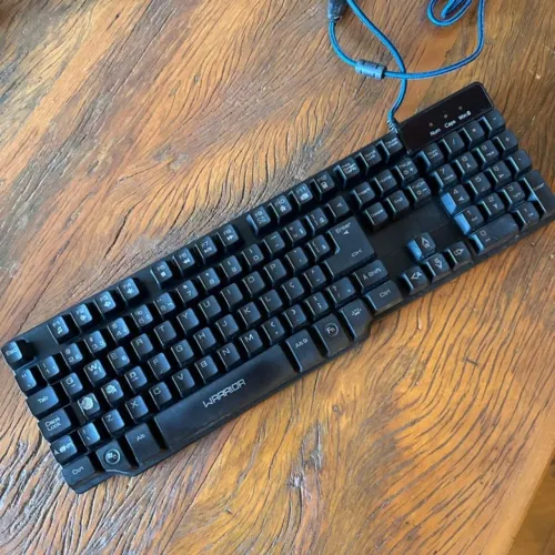 Teclado Gamer semi mecânico
