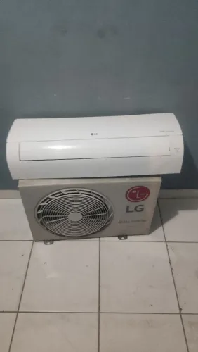 Ar condicionado instalado