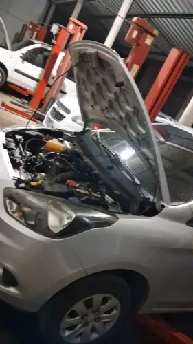 PRECISA DE MECANICO AUTOMOTIVO EXPERIENCIA GERAL