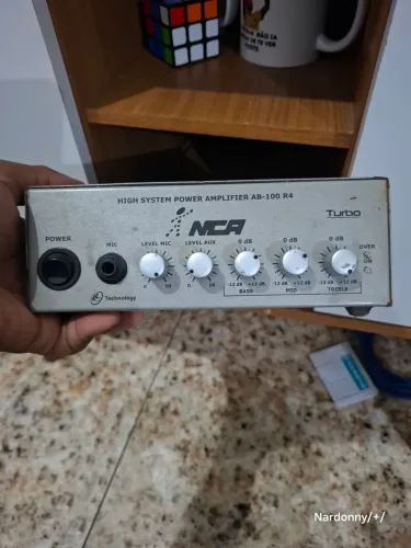 Amplificador NCA