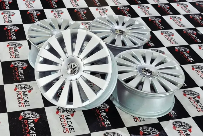 Jogo de rodas aro 17" Passat B6 5x112 Originais Zeradas