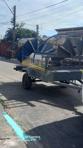 VENDO ESCADA CARACOL 3 M T POR 50 DE LARGURA