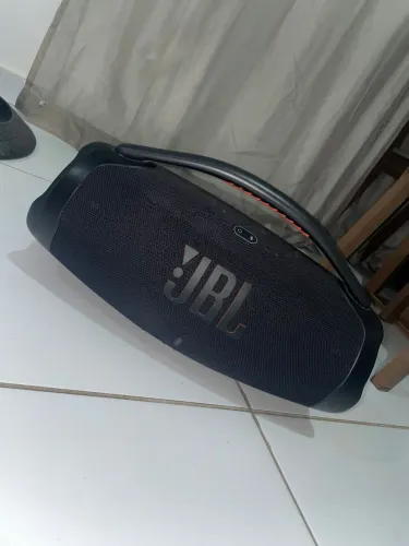 Vendo caixa de som Bombox 3 