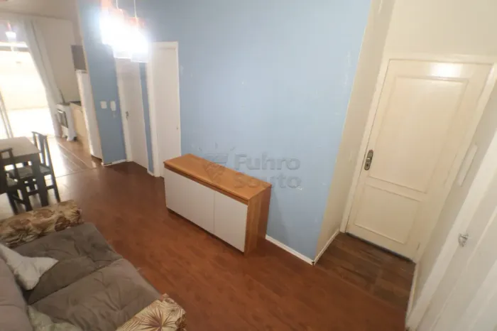 Casa mobiliada de 3 dormitórios com pátio no Moradas Club II