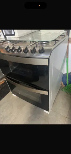 Fogão Brastemp 5 bocas e forno duplo