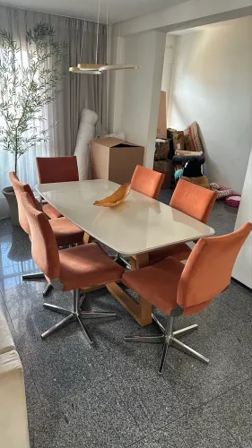 Vendo Mesa com cadeiras jantar 