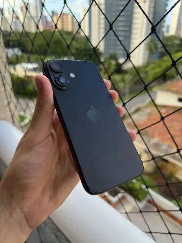 iPhone 16 128GB